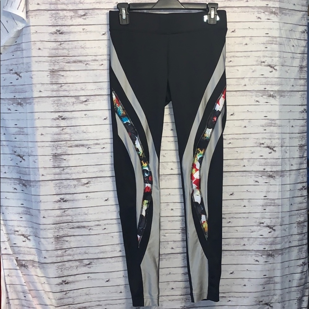 🔥3/$25 Fila running pants